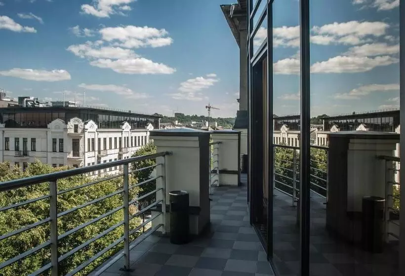 デラックスルーム, Kaunas