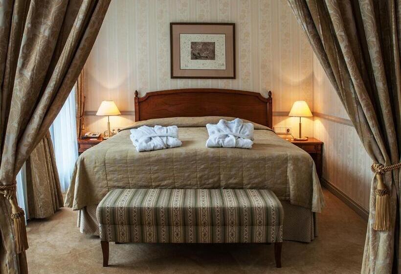 سوییت اجرایی, Kaunas