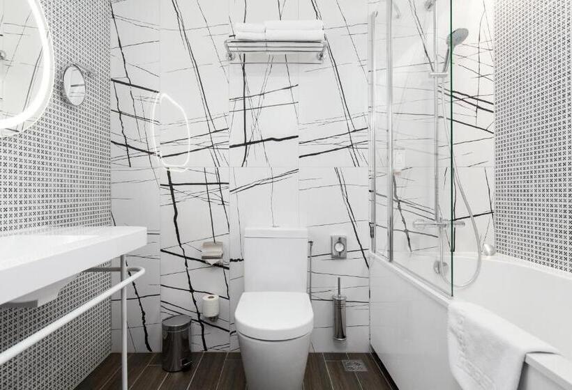 اتاق لوکس, Kaunas