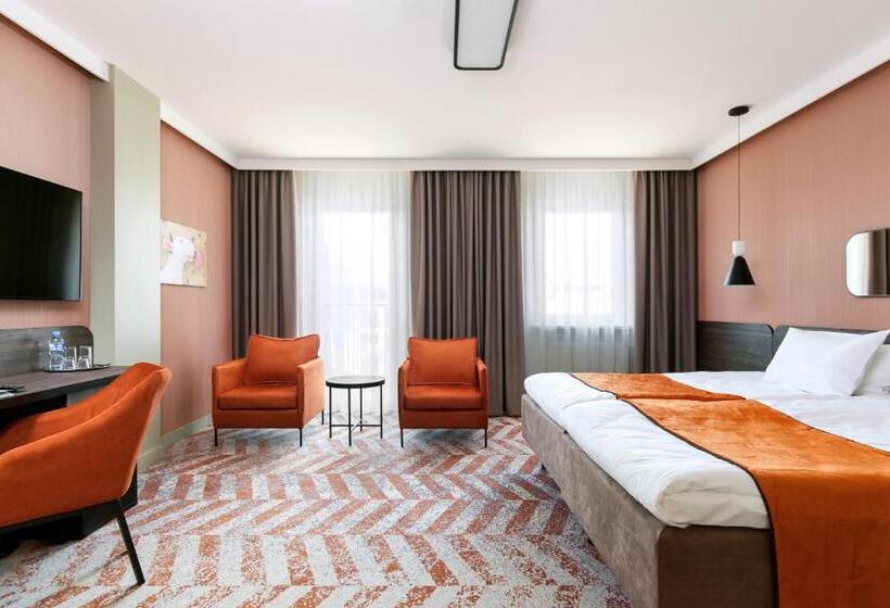 اتاق لوکس, Kaunas