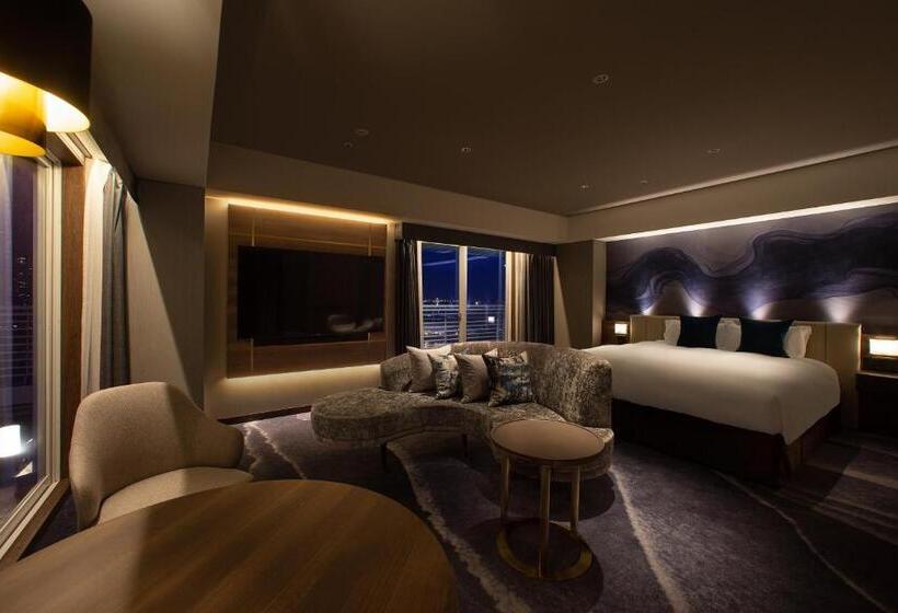 带大床的行政房间, Kobe Meriken Park Oriental