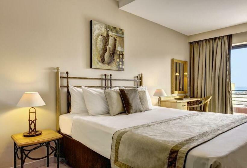 اتاق سوپریور با چشمانداز دریا, Verdi St George S Bay Marina