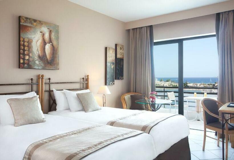 اتاق سوپریور با چشمانداز دریا, Verdi St George S Bay Marina