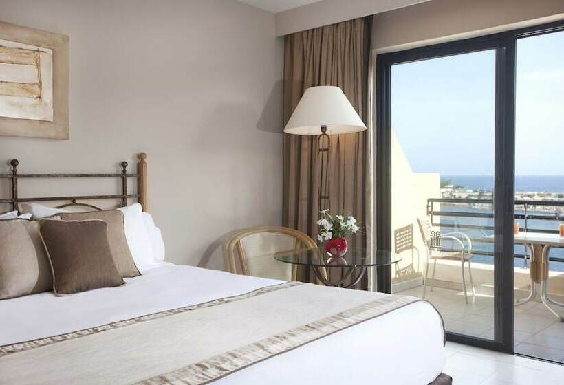 اتاق سوپریور با چشمانداز دریا, Verdi St George S Bay Marina