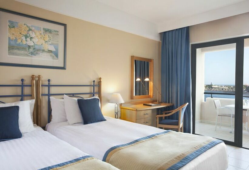 اتاق سوپریور با چشمانداز دریا, Verdi St George S Bay Marina