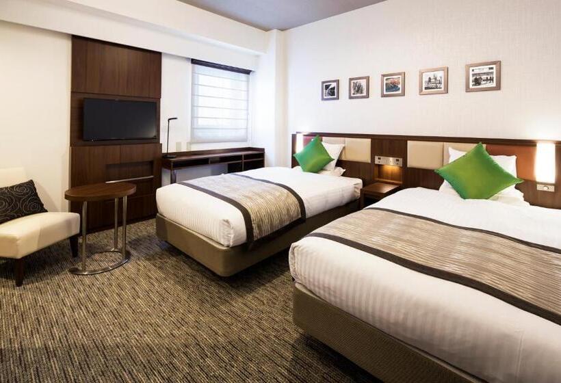 Номер Superior, Mystays Shin Osaka Conference Center