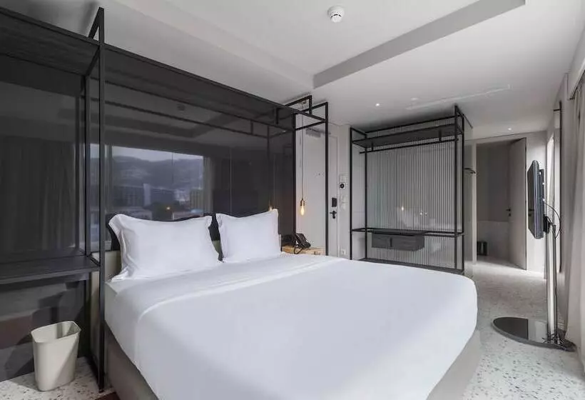اتاق استاندارد, Next by Savoy Signature