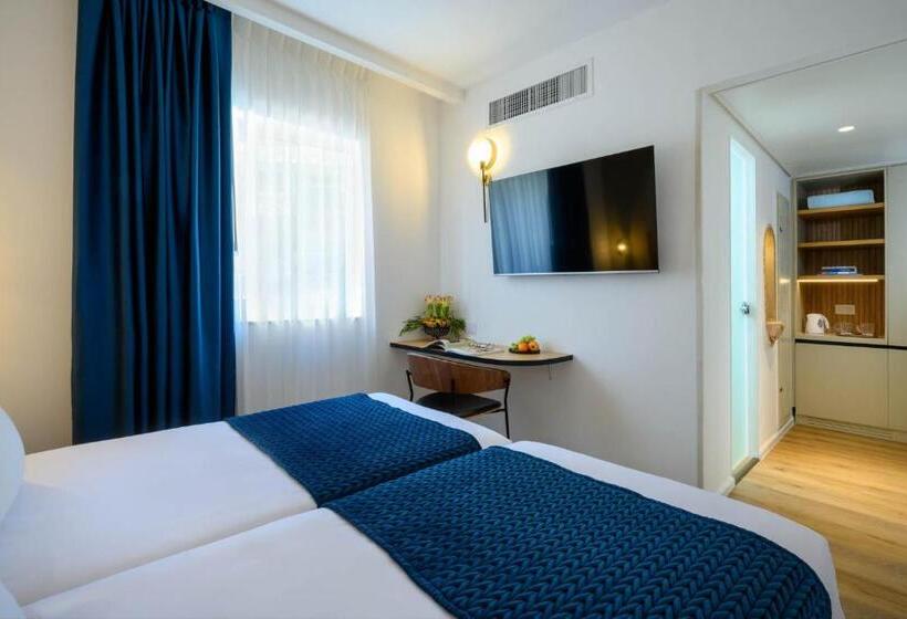 غرفة كومفورت, Prima Palace