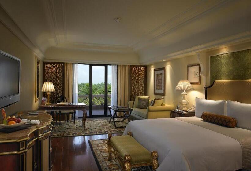 バルコニー付きスタンダードルーム, The Leela Palace Bengaluru