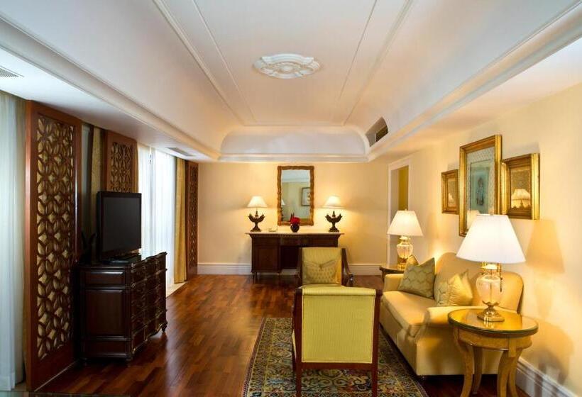 エグゼクティブ スイート、眺望あり, The Leela Palace Bengaluru