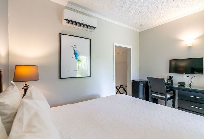 اتاق استاندارد با تخت دوبل, Travellers Beach Resort