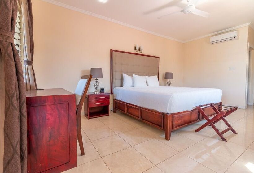 スイート, Travellers Beach Resort