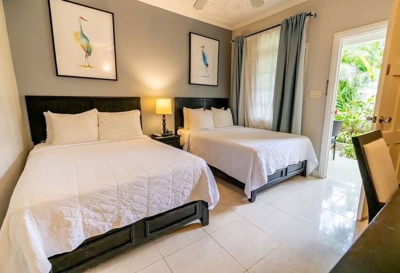 2ダブルベッドのスタンダードルーム, Travellers Beach Resort