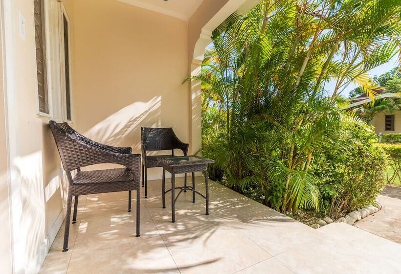 2ダブルベッドのスタンダードルーム, Travellers Beach Resort