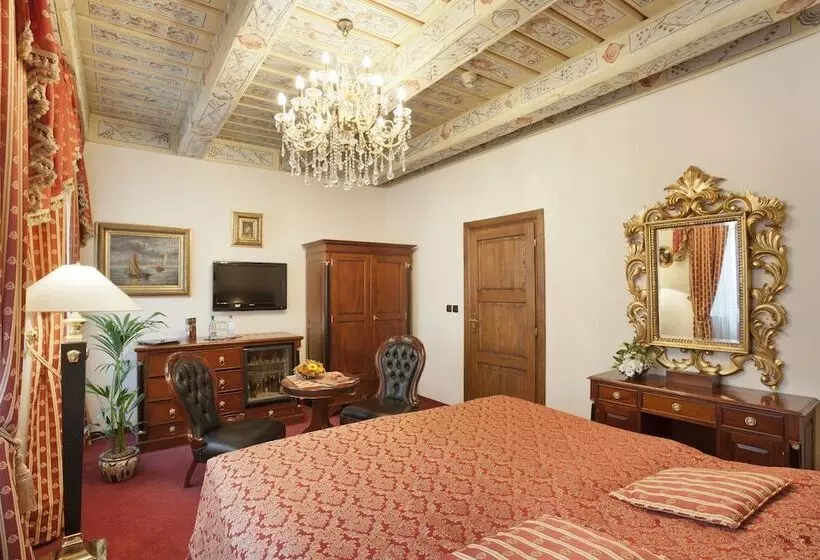 اتاق استاندارد, U Zlatého Stromu Prague By Bhg