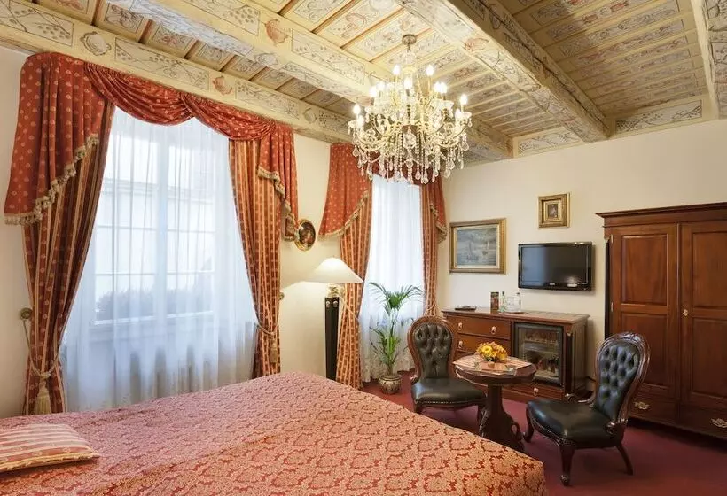 اتاق استاندارد, U Zlatého Stromu Prague By Bhg