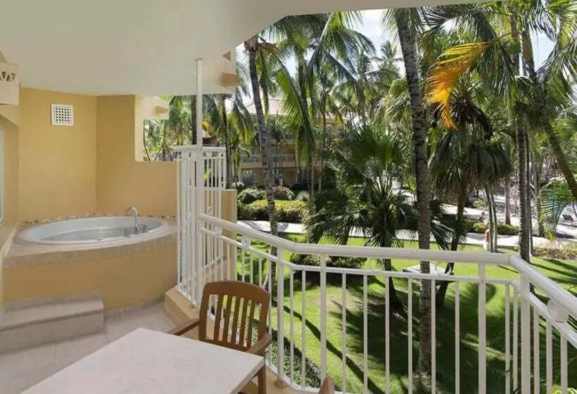 سوئیت کلوب با چشم‌انداز, Wyndham Alltra Punta Cana All Inclusive Resort