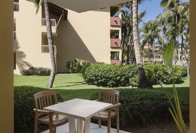اتاق لوکس با چشمانداز, Wyndham Alltra Punta Cana All Inclusive Resort
