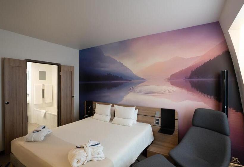 اتاق اجرایی با تخت بزرگ, Novotel Vilnius Centre