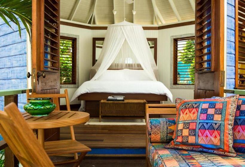 کابین, Goldeneye