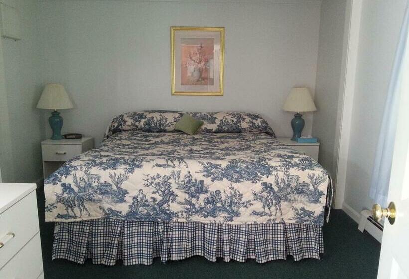 디럭스 스위트, Bass River Motel