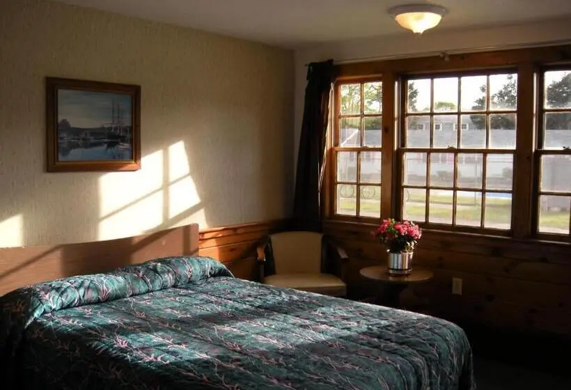 スタンダードルーム, Bass River Motel