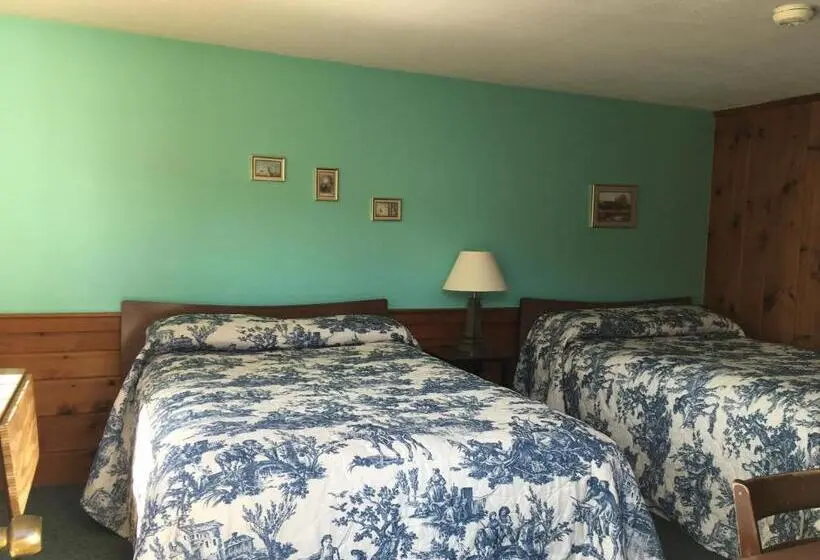 ２ダブルベッドのスタンダードルーム, Bass River Motel