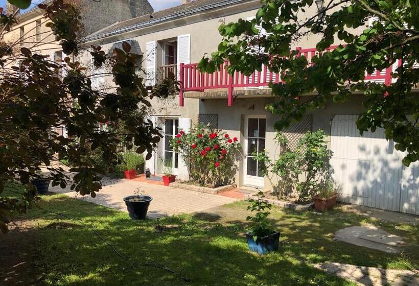 스탠다드 트리플 룸 가든 전망, Le Chai De La Rose Spa Et Séances Bien être