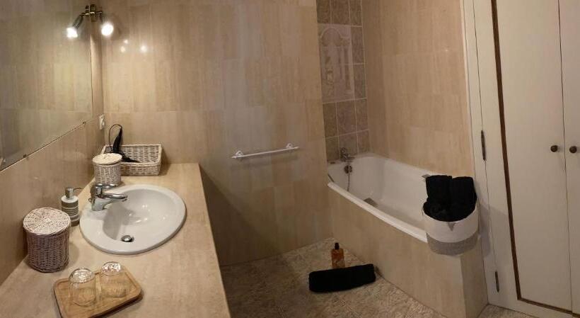 패밀리 룸 가든 전망, Le Chai De La Rose Spa Et Séances Bien être