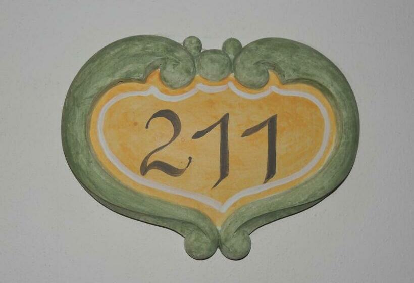 Номер Стандарт Индивидуальный, Il Falchetto