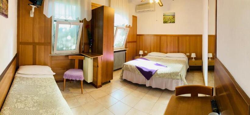 Номер Стандарт Трехместный, Moderno