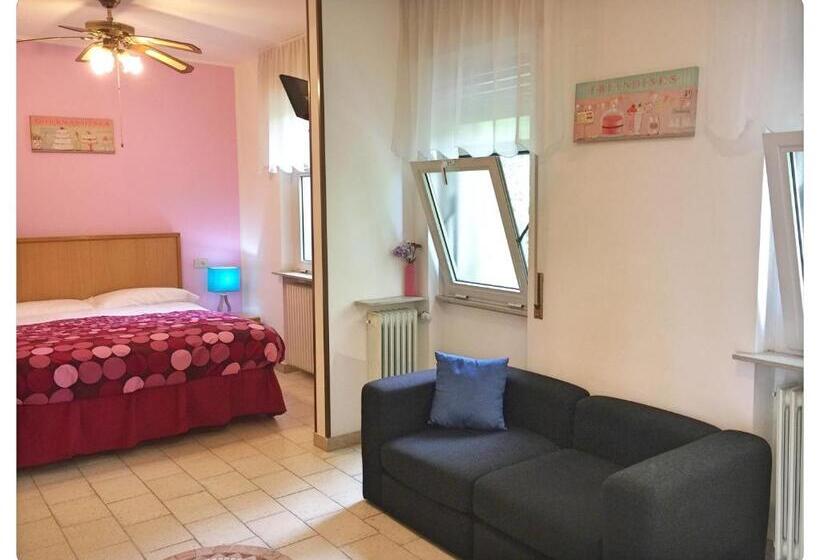 스탠다드 트리플 룸, Moderno