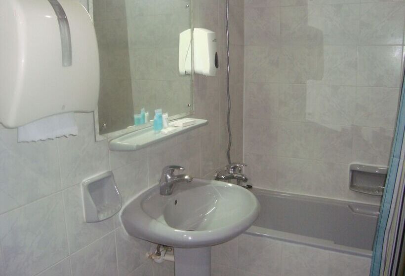 Quarto standard, San Rock