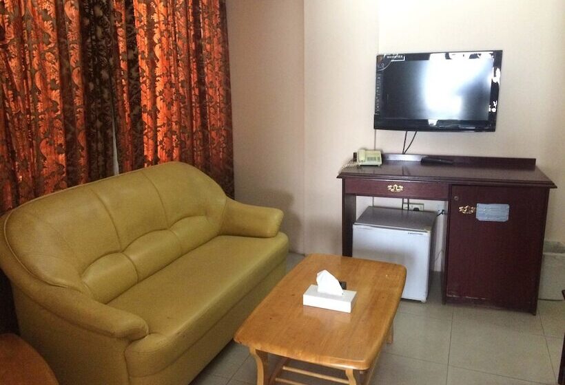 Quarto standard, San Rock