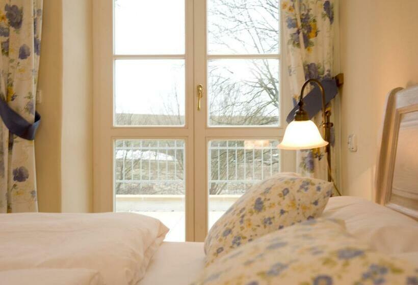 컴포트 룸, Gutshaus Parin   Bio  Und Gesundheits