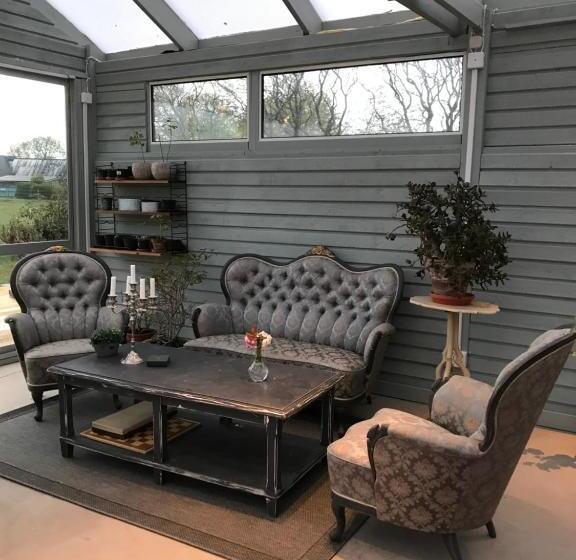 Номер Deluxe, The Garden Hill