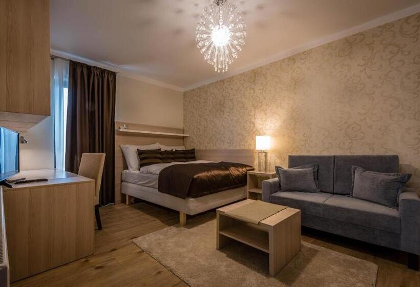 Номер Стандарт с Террасой, Vila Monika