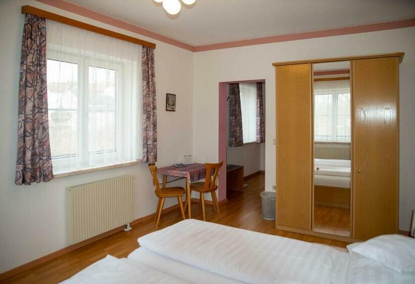 חדר סטנדרט, Pension Christine