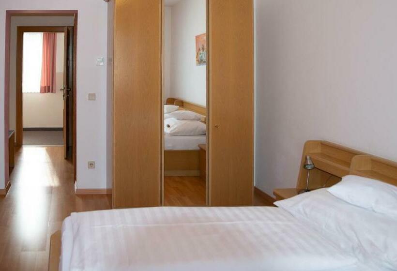 חדר סטנדרט, Pension Christine