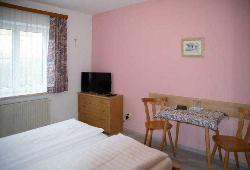 חדר סטנדרט, Pension Christine