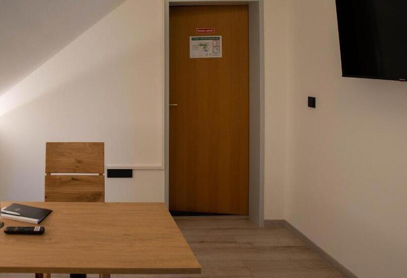 חדר סטנדרט, Pension Christine