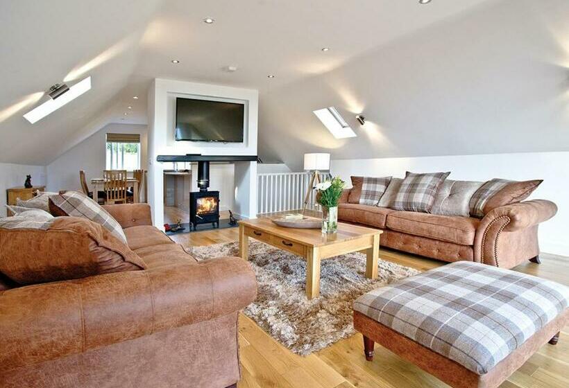 １ベッドルームハウス, Windmill Retreat