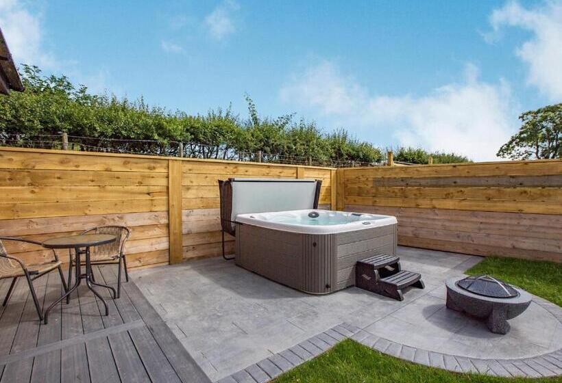 ３ベッドルームハウス, Windmill Retreat