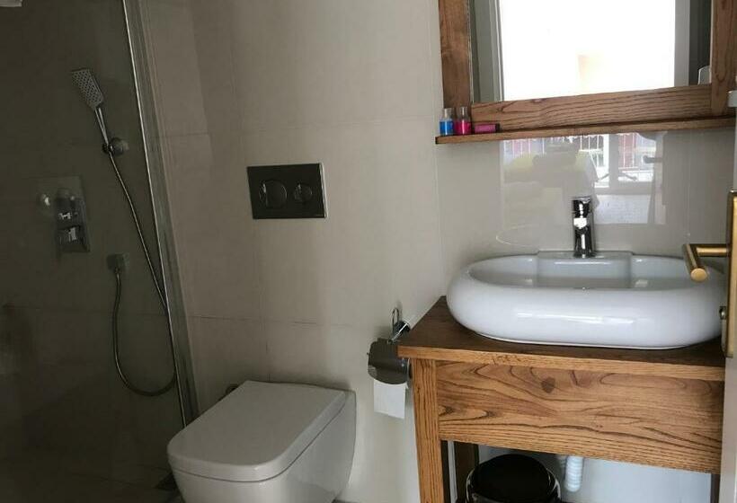 디럭스 룸, Infinity Ruby