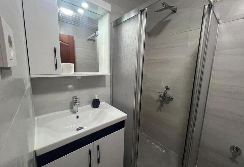 海の見える1ベッドルームアパートメント, Holiday Apart 50 Meters To Beach, Sea View Apartments