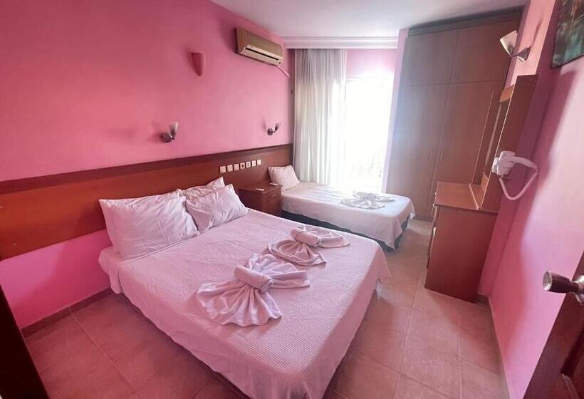 海の見える1ベッドルームアパートメント, Holiday Apart 50 Meters To Beach, Sea View Apartments