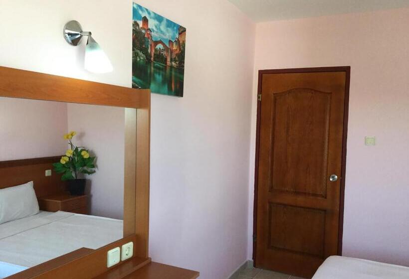 آپارتمان 1 خوابه با چشم‌انداز دریا, Holiday Apart 50 Meters To Beach, Sea View Apartments
