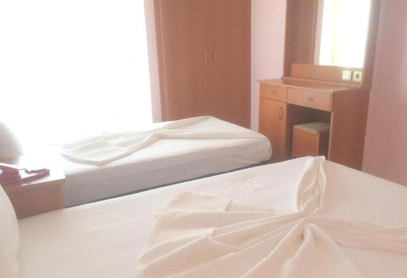 海の見える1ベッドルームアパートメント, Holiday Apart 50 Meters To Beach, Sea View Apartments