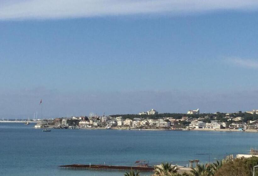 海の見える1ベッドルームアパートメント, Holiday Apart 50 Meters To Beach, Sea View Apartments