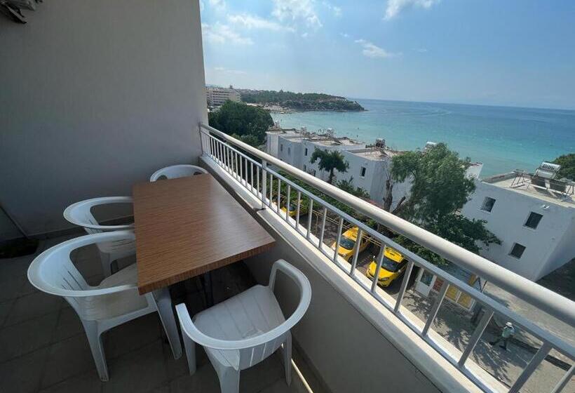 海の見える1ベッドルームアパートメント, Holiday Apart 50 Meters To Beach, Sea View Apartments